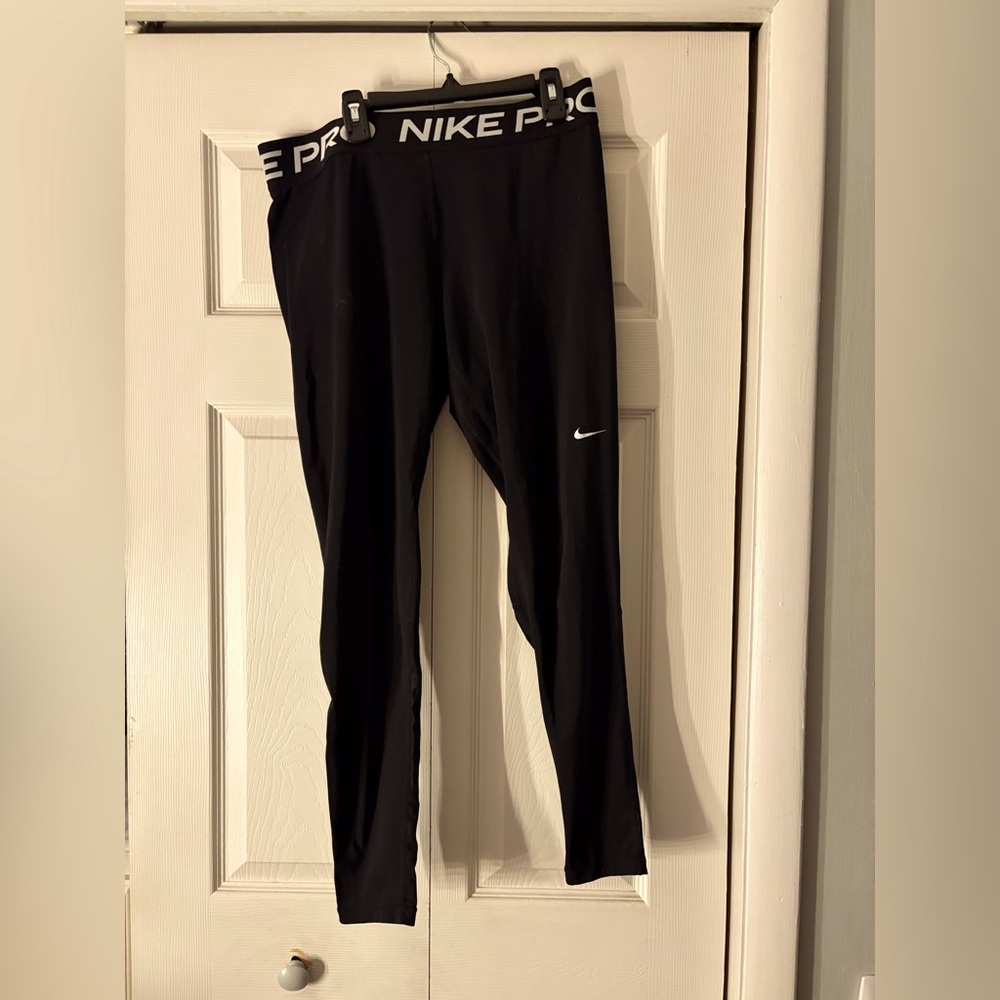 Nike pro leggings